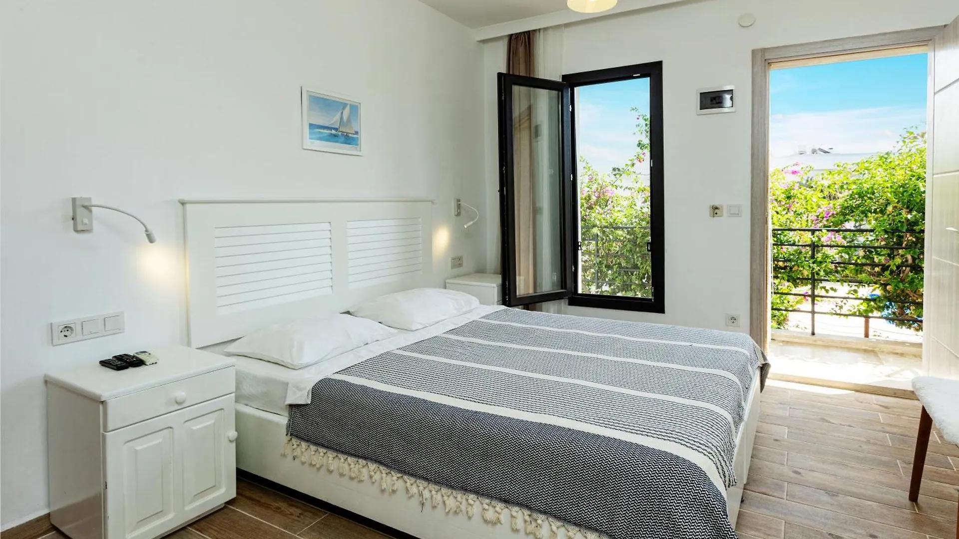 Yilmaz Hotel Ortakent 2*,