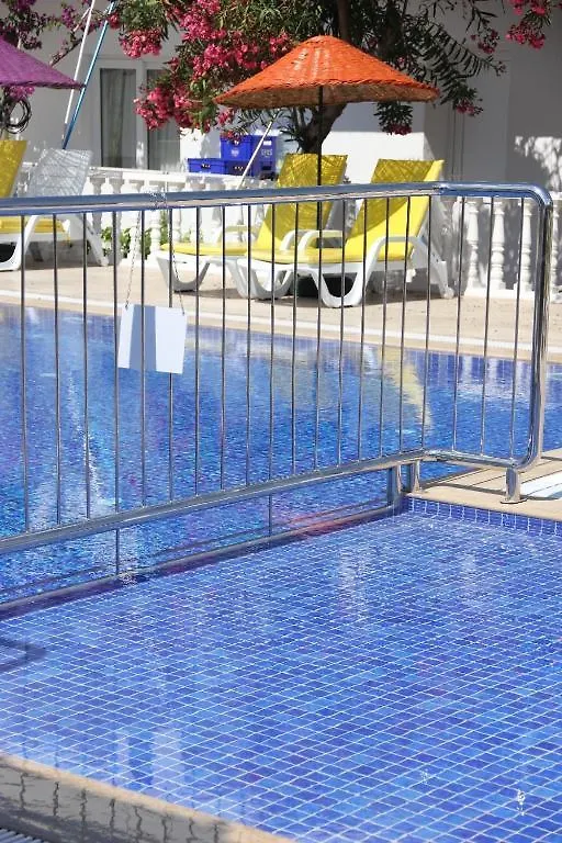 Yilmaz Hotel Ortakent 2*,