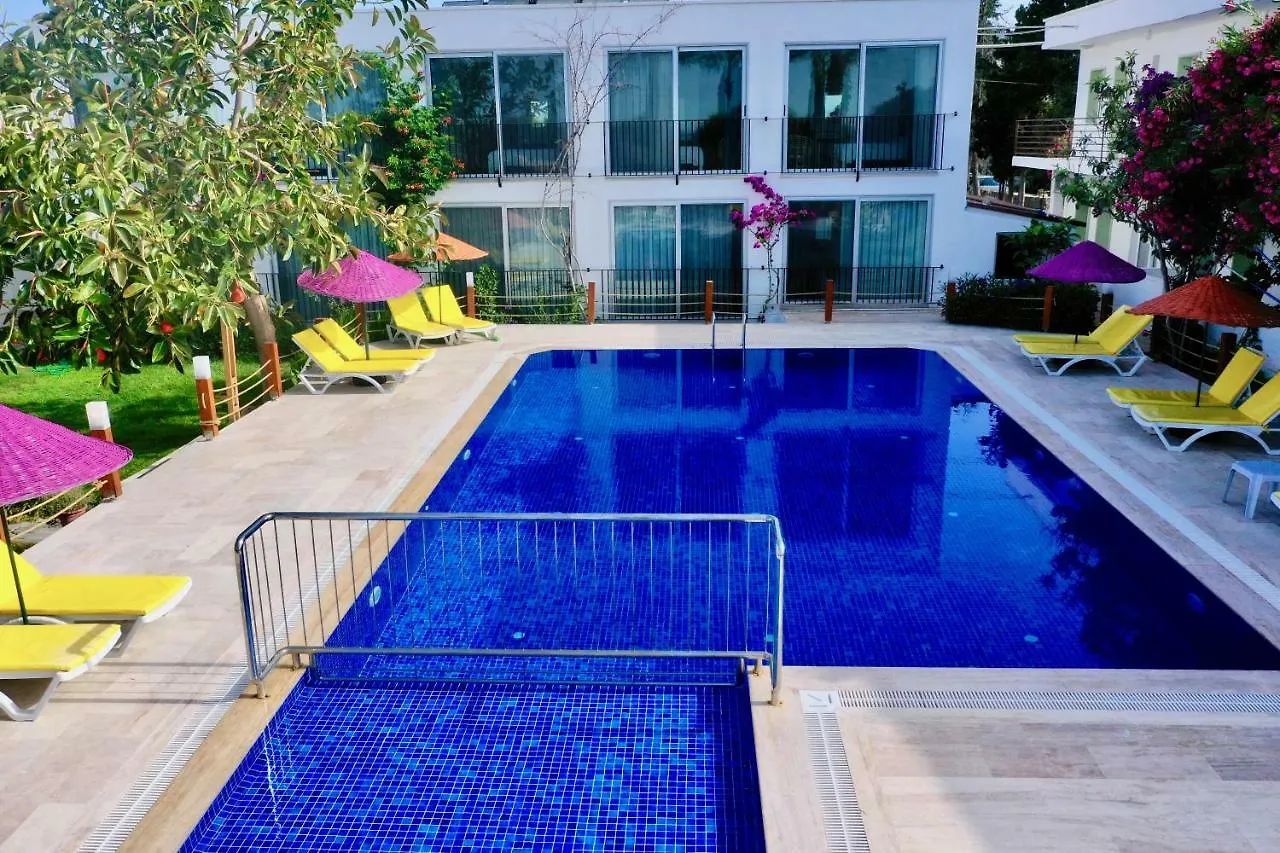 Yilmaz Hotel Ortakent 2*,